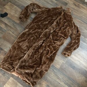 Luxurious Brown Faux Fur Coat